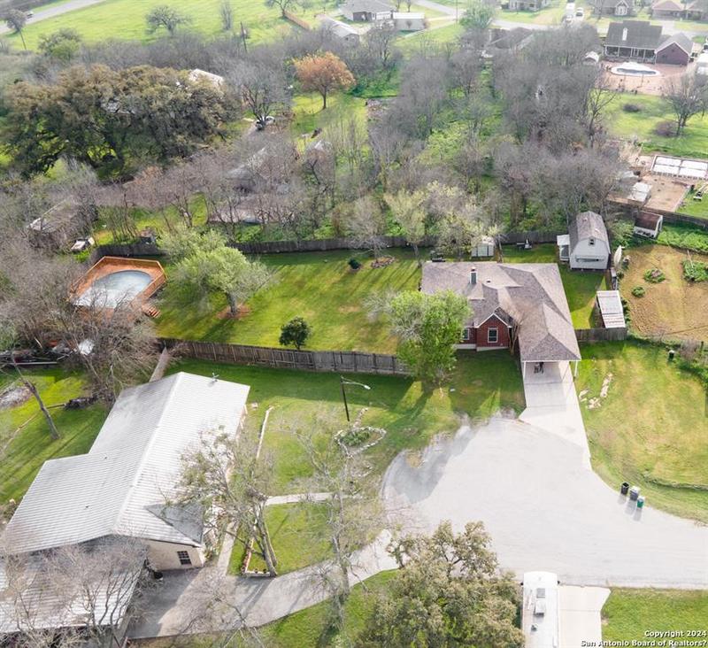 105 Sky Country Dr, New Braunfels, TX 78132 for Sale