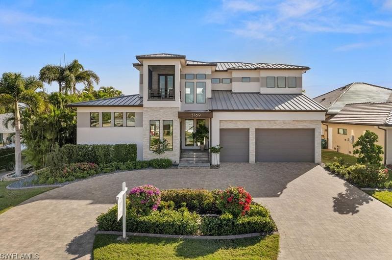 5769 Riverside Dr, Cape Coral, FL 33904 - MLS 224002845 for Sale