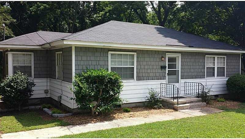 Single Family Residence, Traditional - Smyrna, GA  2526 Glendale Cir SE for Sale