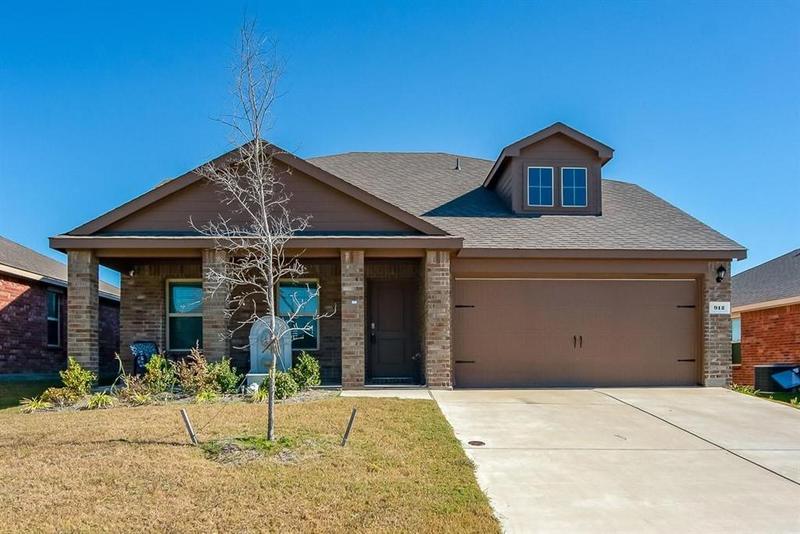 912 Mercury Dr, Princeton, TX 75407 for Sale
