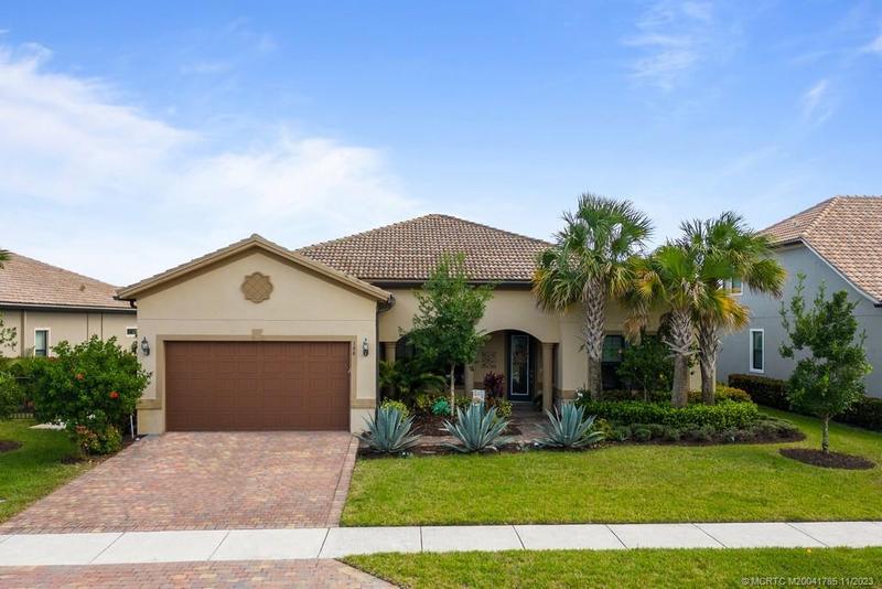 106 Blanca Isles Lane, Jupiter, FL 33478 for Sale