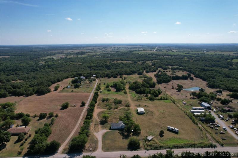 2100 4TH ST, Pawnee, OK 74058 Single Family Residence For Sale  MLS# 2323685