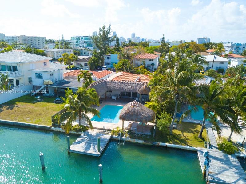 621 86th St, Miami Beach, FL 33141 - MLS A11516478 for Sale