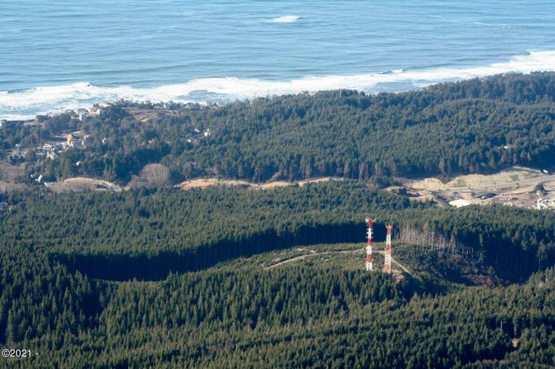 1206 SE 28th Street, Lincoln City OR 97367 for Sale