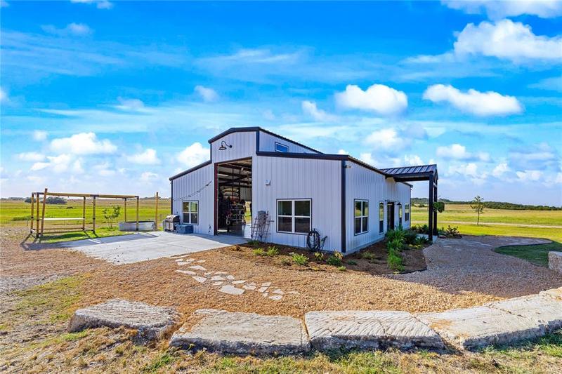 1233 Branch Rd, Seguin, TX 78155 for Sale