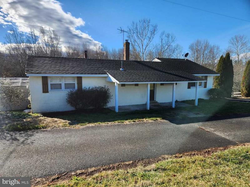 Detached, Ranch/Rambler, Cottage - GAINESVILLE, VA  13615 Holly Ridge Ln for Sale