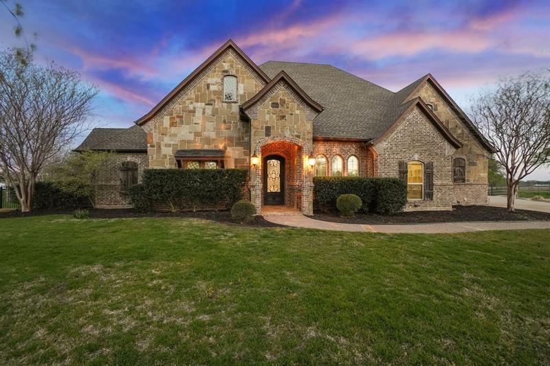 12000 Gainesway Ct, Haslet, TX 76052 for Sale