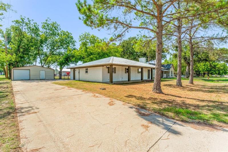 107 Walnut St, Gordon, TX 76453  MLS# 20381811 for Sale
