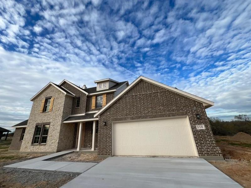 118 Brush Creek Dr, Boyd, TX 76023 for Sale
