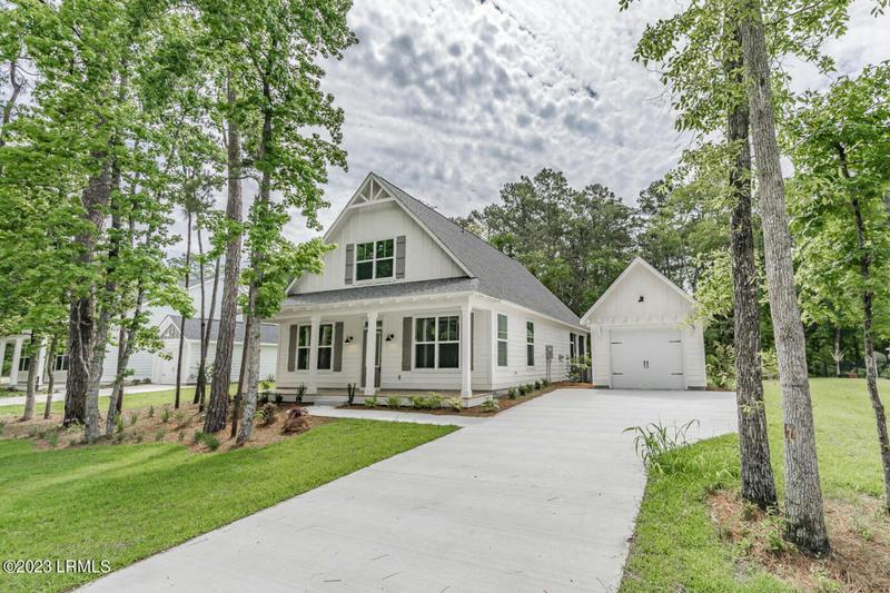 34 FACULTY DR, Beaufort, SC 29907 Single Family Residence For Sale  MLS# 183830