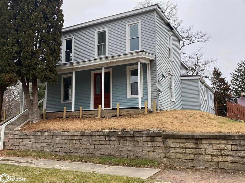 832 N 5th St, Burlington, IA 52601  MLS# 6313957 for Sale