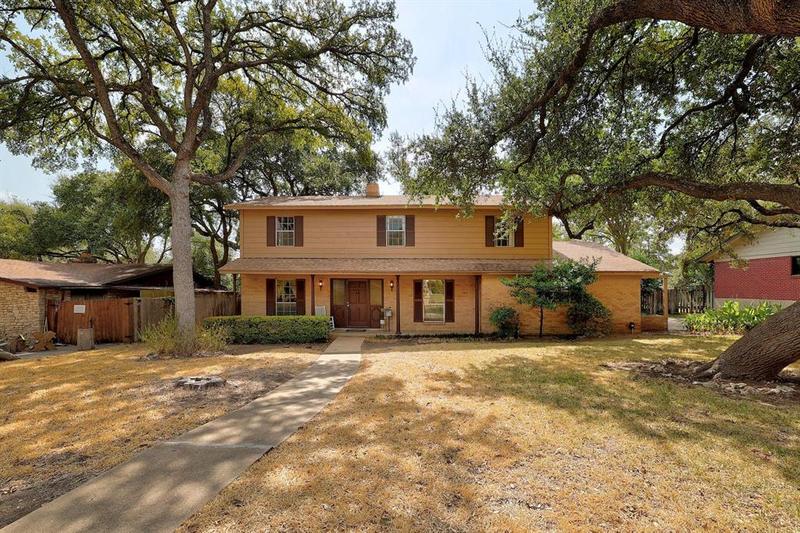 8611 Honeysuckle Trl, Austin, TX 78759 for Sale