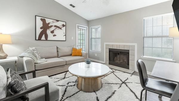 Rent Arbors River Oaks Apartment Homes #05-303 in Memphis, TN - Landing