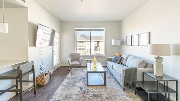 Rent Connect at First Creek #4-316 in Denver, CO - Landing