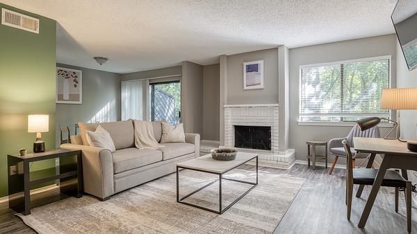 Rent 100 Inverness #1903 in Birmingham, AL - Landing
