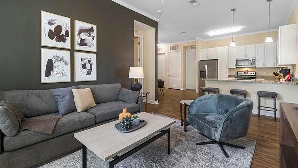 Rent Palm Bay Club #0119 in Jacksonville, FL - Landing