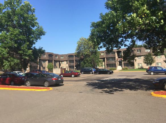 Windsor Gates Apartments - 7821 Zane Ave N - Brooklyn Park, MN Apartments for Rent