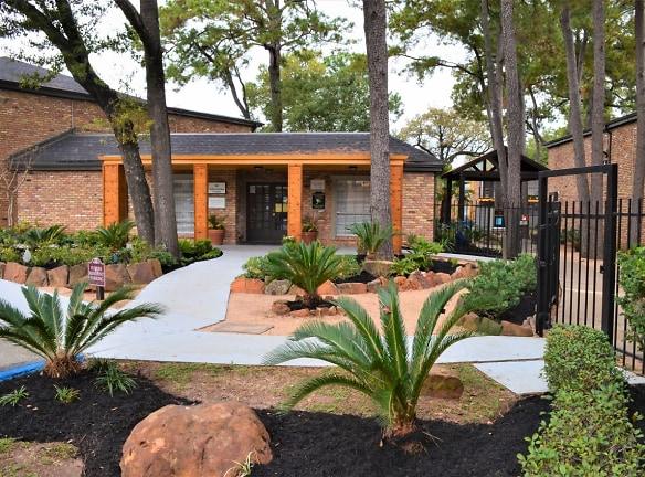 Shenandoah Woods Apartments - 4250 W 34th St - Houston, TX Apartments for Rent