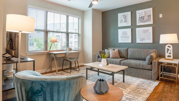 Rent Axis Berewick #4-218 in Charlotte, NC - Landing