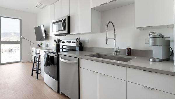 Rent Post District #801 Flats F613 in Salt Lake City, UT - Landing