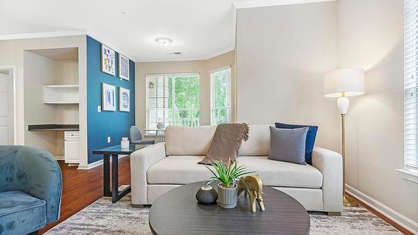 Rent Ashborough Apartments #5436-201 in Raleigh, NC - Landing