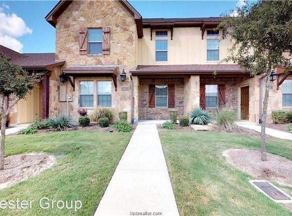 116 Armored Ave - College Station, TX 77845 - Home For Rent