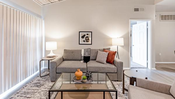 Rent Essence North Dallas #00134 in Dallas, TX - Landing
