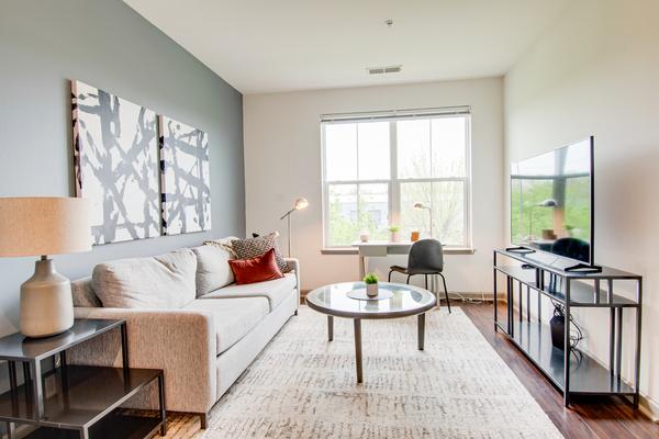 Rent The Frasier #213 in Alexandria, VA - Landing