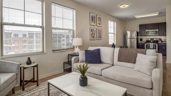 Rent Spectrum Apartments #301 in Richmond, VA - Landing