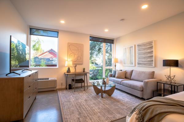 Rent Artisan #207 in Portland, OR - Landing