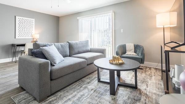 Rent Mandarin Bay #515 in Jacksonville, FL - Landing