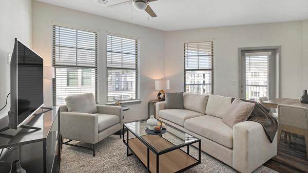 Rent Estelle #9-942 in Birmingham, AL - Landing