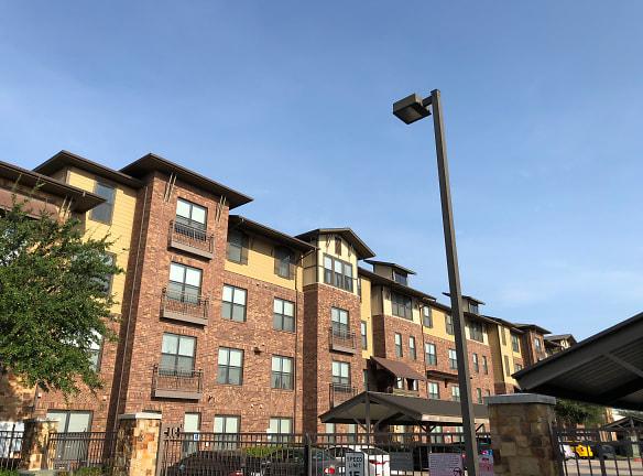 Evergreen At Vista Ridge Apartments - 455 Highland Dr - Lewisville, TX Apartments for Rent
