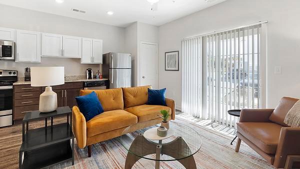 Rent Park 216 Apartments #100 in Suffolk, VA - Landing