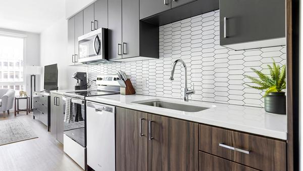 Rent Sixteen G #309 in Portland, OR - Landing