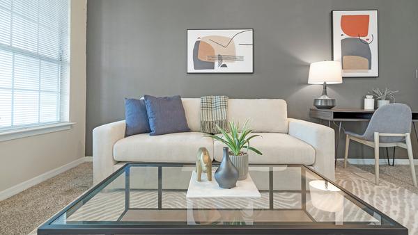 Rent Montfort Place #0537 in Dallas, TX - Landing