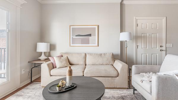 Rent The Sully at Sullivan Square #2807-1 in Bentonville, AR - Landing