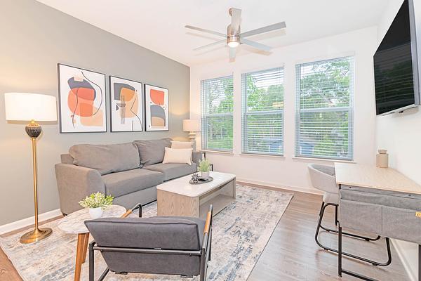 Rent San Marco Promenade #3213 in Jacksonville, FL - Landing