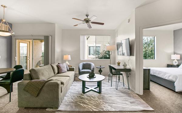 Rent Equestrian #02204 in Tucson, AZ - Landing