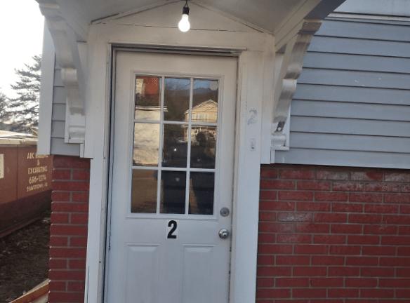 546 W Main St unit 2 - Plymouth, PA 18651 - Home For Rent