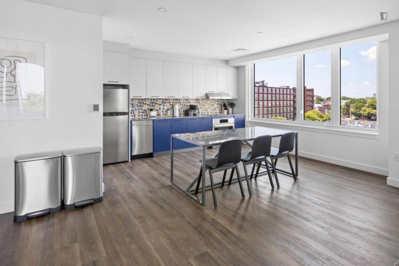 Cute Bedroom at 2-bedroom apartment near Broadridge for Rent
