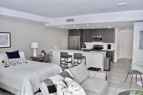 Rent ENVY Pompano Beach #B- 0904 in Pompano Beach, FL - Landing