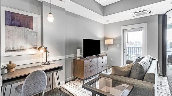 Rent 9 on Canal #149 in Indianapolis, IN - Landing