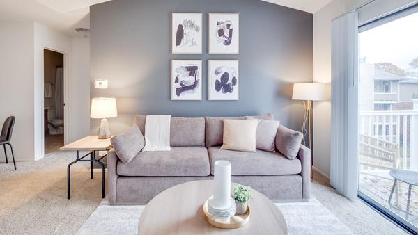 Rent The Green at Chevy Chase #3432 in Buffalo Grove, IL - Landing