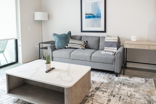 Rent 4th + J #212 in San Diego, CA - Landing