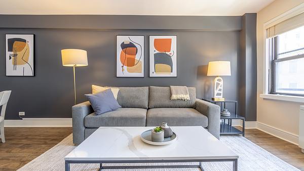 Rent Renoir House #05D in New York, NY - Landing