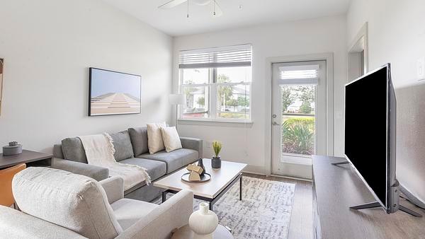 Rent Domain Orlando #102 - 103 in Kissimmee, FL - Landing