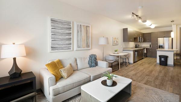 Rent Griffis 3100 Pearl #B-319 in Boulder, CO - Landing
