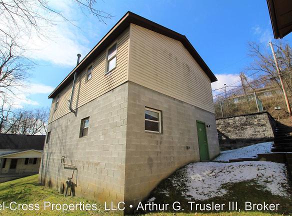 85 Mason St - Morgantown, WV 26505 - Home For Rent
