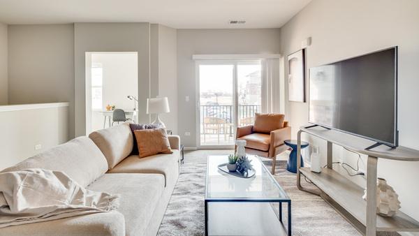 Rent Algonquin Square Apartment Homes #09-204 in Algonquin, IL - Landing